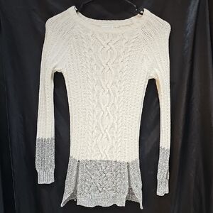 Max Studio Cream and Gray Knit Sweater